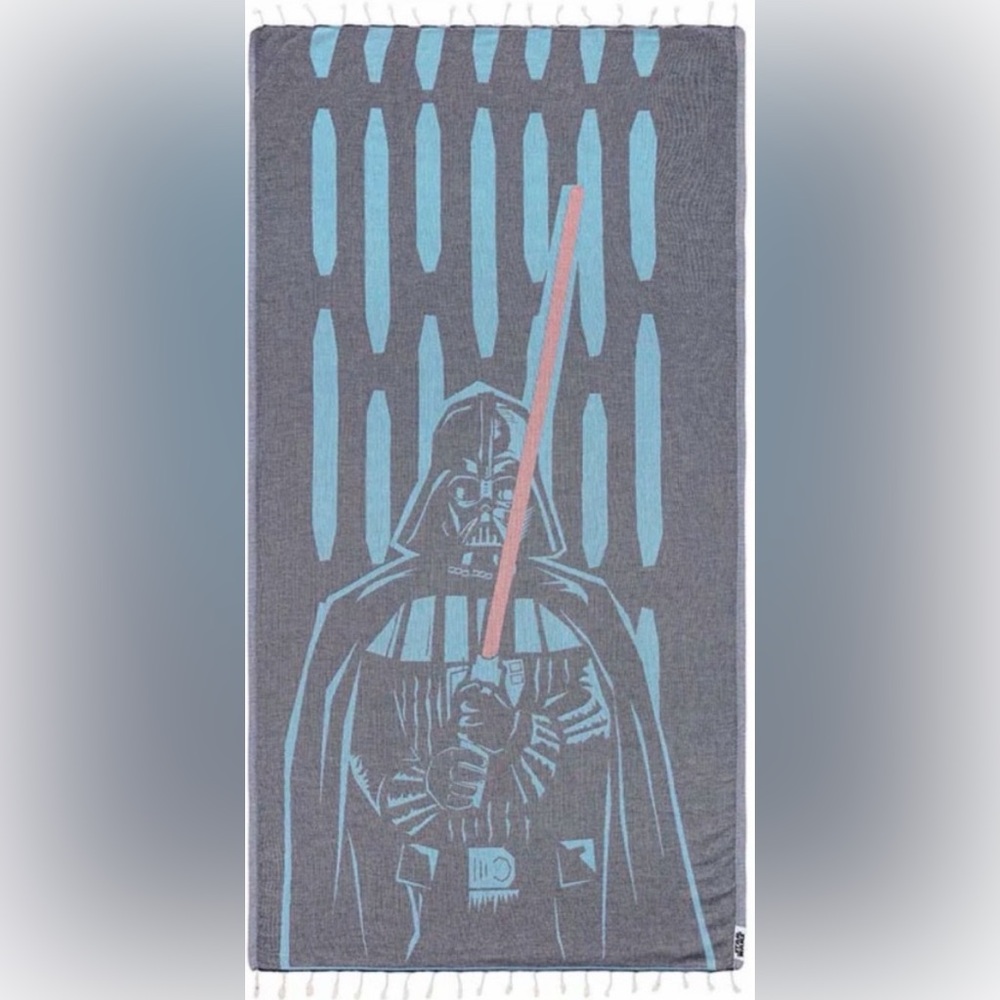 NWT! STAR WARS! Sand Cloud! Turkish quick dry/sand resistant regular size towel!
